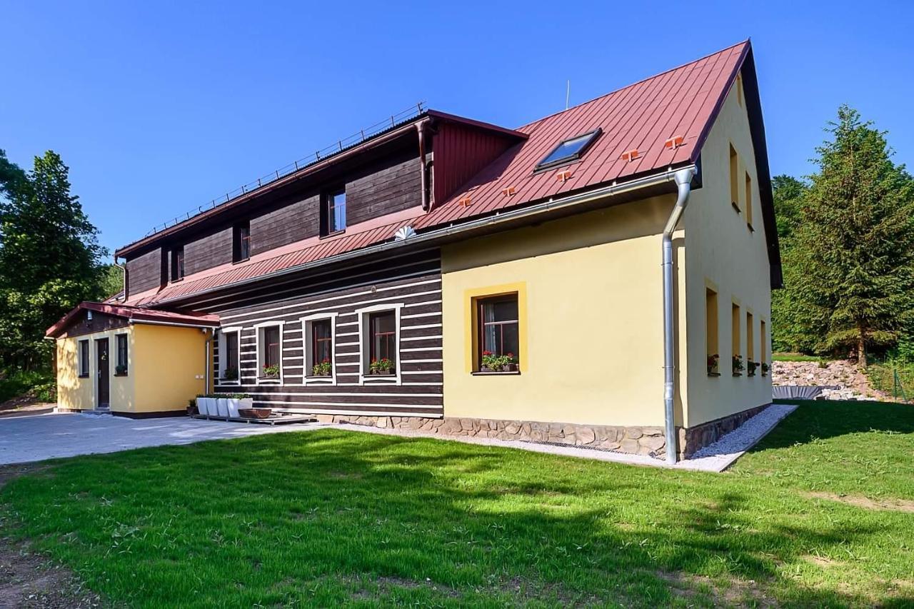 Chalupa Krenov 62 Bernsdorf Exterior photo